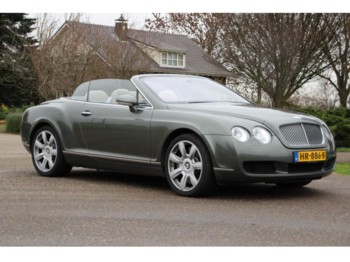 Bentley Continental GTC 45dkm! - Autó