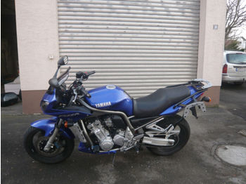 Yamaha Fazer RN06  - Motorkerékpár