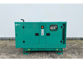 Cummins C28D5 - 28 kVA Generator - DPX-18502  - Áramfejlesztő: 2 kép.