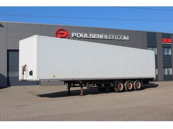 Félpótkocsi dobozos Schmitz Cargobull Box with 2.500kg lift: 1 kép.