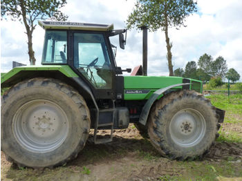Deutz-Fahr AGROSTZR 6.71 - Traktor
