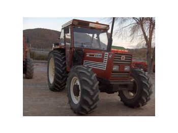 FIAT 110-90 DT
 - Traktor