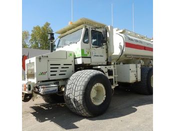 Tartályos teherautó a következők szállításához üzemanyag 2016 BASV 6x6 Auto 13,500 Litre Diesel Tanker Buggy c/w Diesel Pump, Hose Reel (GCC DUTIES NOT PAID): 1 kép.
