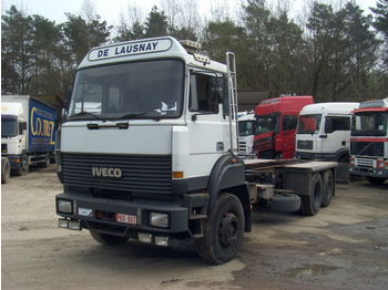 Iveco 240 E 32 6x2 - Alvaz teherautó