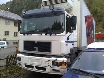 MAN 26-403 - Hűtős teherautó