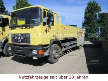 Platós teherautó MAN 18.190 Pritsche: 1 kép.