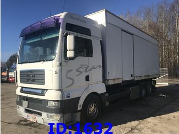Hőszigetelt teherautó MAN 26.480 6x2 BDF: 1 kép.