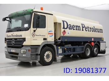 Tartályos teherautó a következők szállításához üzemanyag Mercedes-Benz Actros 2636L - 6x2: 1 kép.