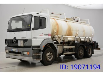 Tartályos teherautó a következők szállításához üzemanyag Mercedes-Benz Atego 2533 - 6x2: 1 kép.