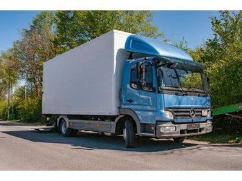 Dobozos felépítményű teherautó Mercedes-Benz Atego klima 818 LKW Koffer m.Ladebordwand: 1 kép.