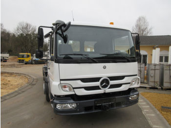 Cserefelépítményes teherautó Mercedes-Benz Wiesel/WBH/Mafi/Wechsel/Kamag/Rangier/Umsetzer/: 1 kép.