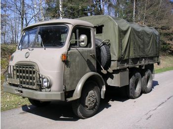 Steyr 680 M3 6x6 Militär  - Platós teherautó