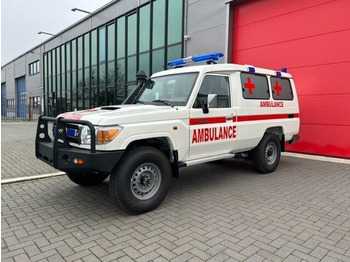 Toyota Landcruiser 4x4 NEW Ambulance - NO Europe Unio!!!! - ONLY EXPORT - Mentőautó